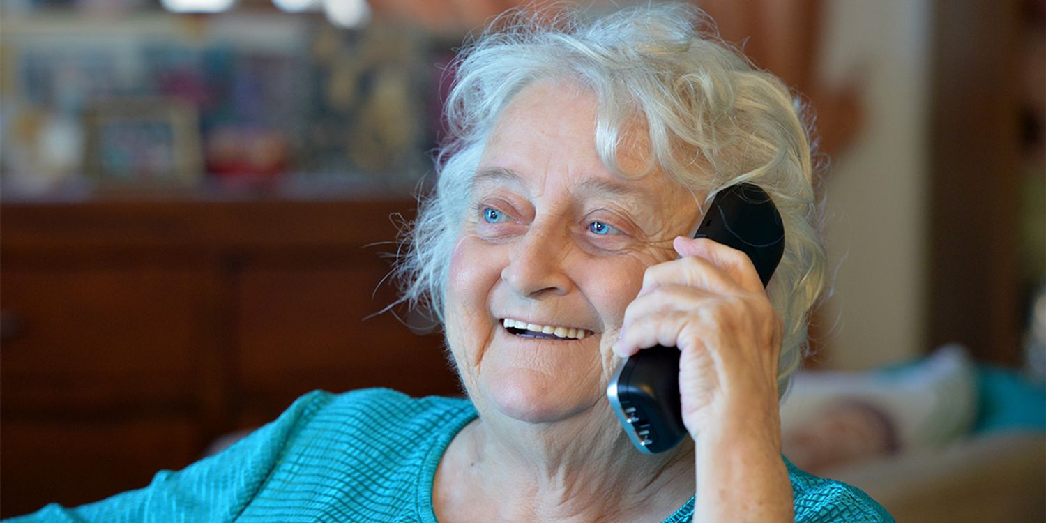 5 reasons a cordless phone is still handy to have around the home