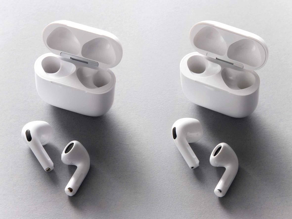 Fake vs real Apple Airpods
