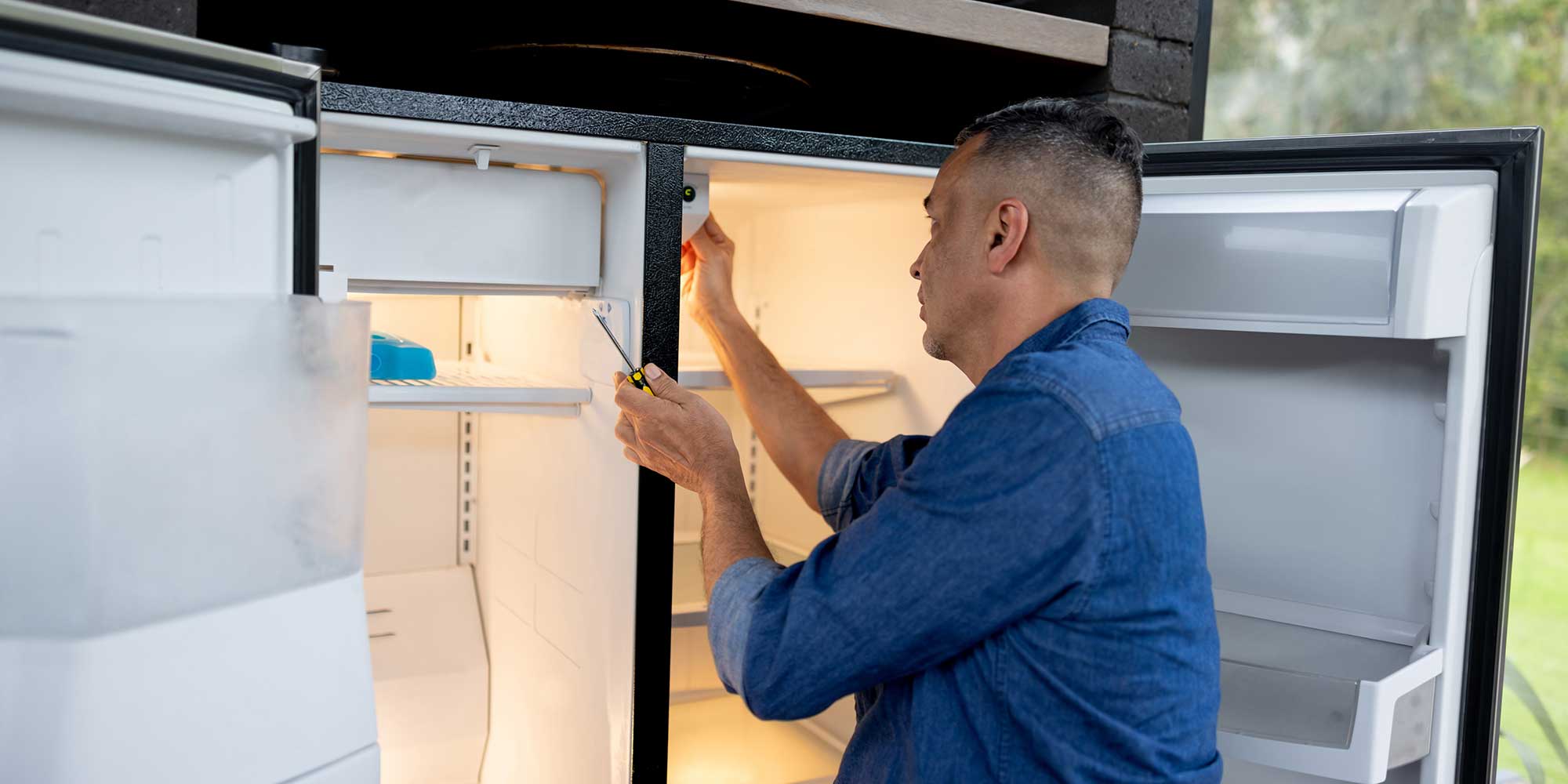 Installing a new fridge freezer