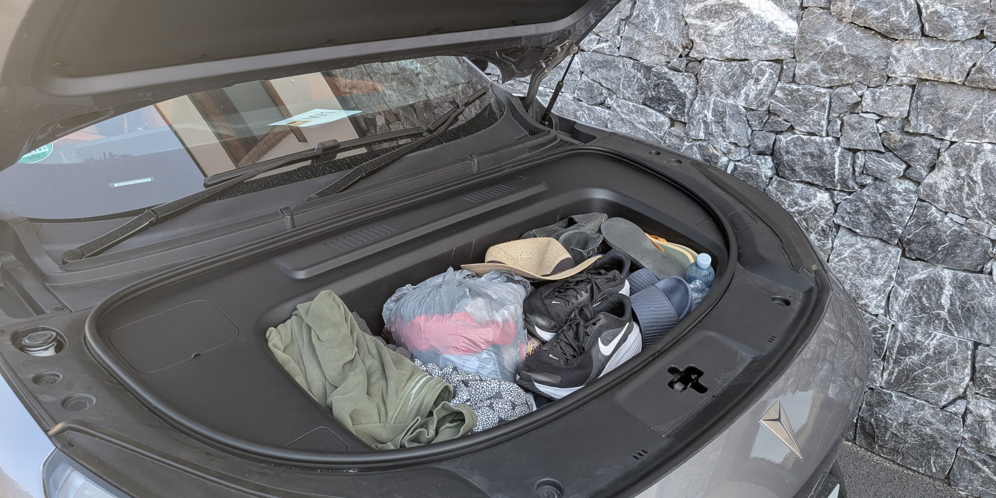 Changan Deepal S05 electric car's front storage filled with luggage