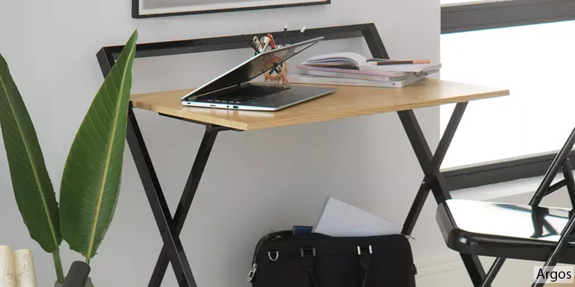 Folding desk
