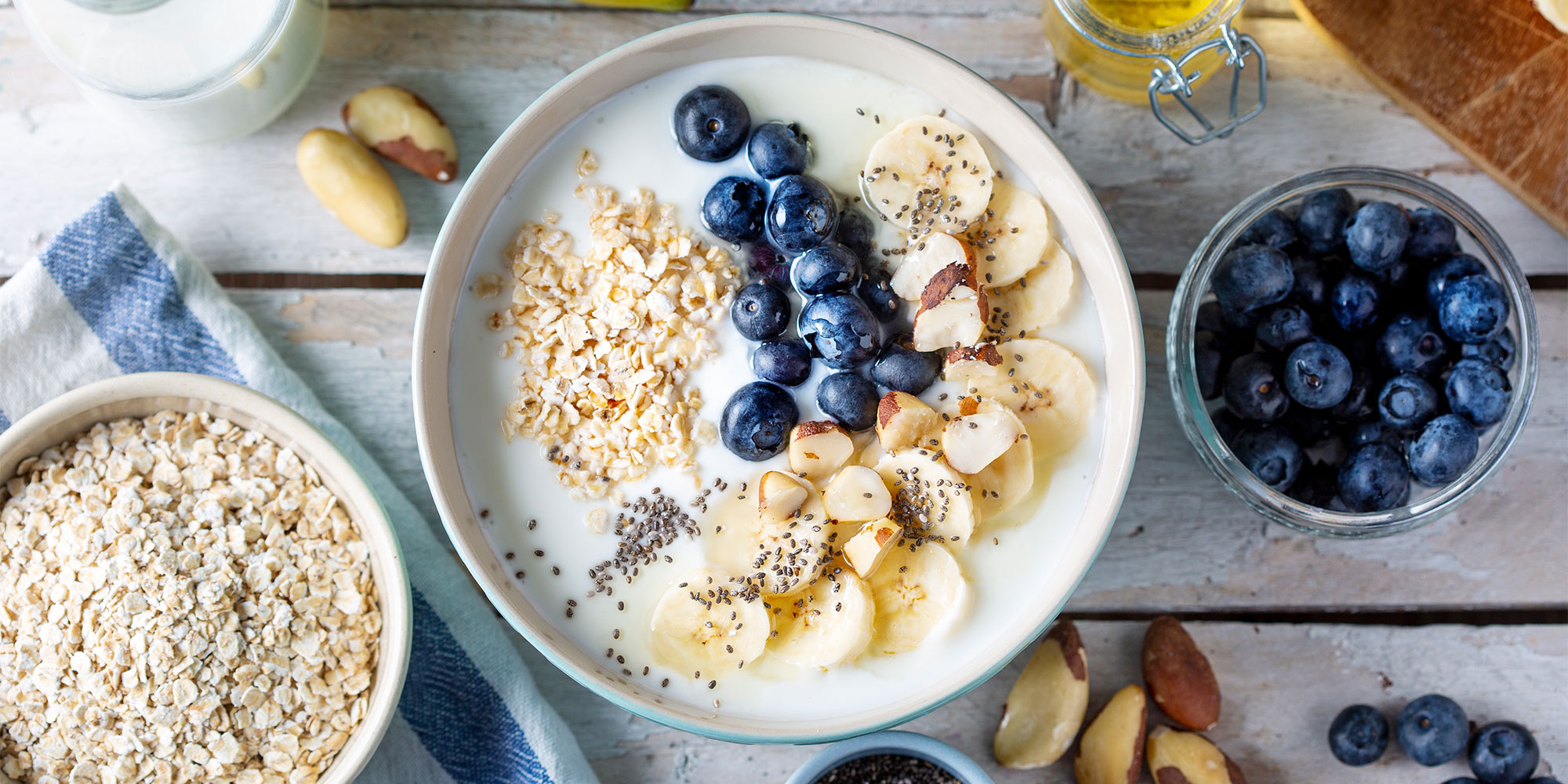 High fibre breafkast oats with fruit