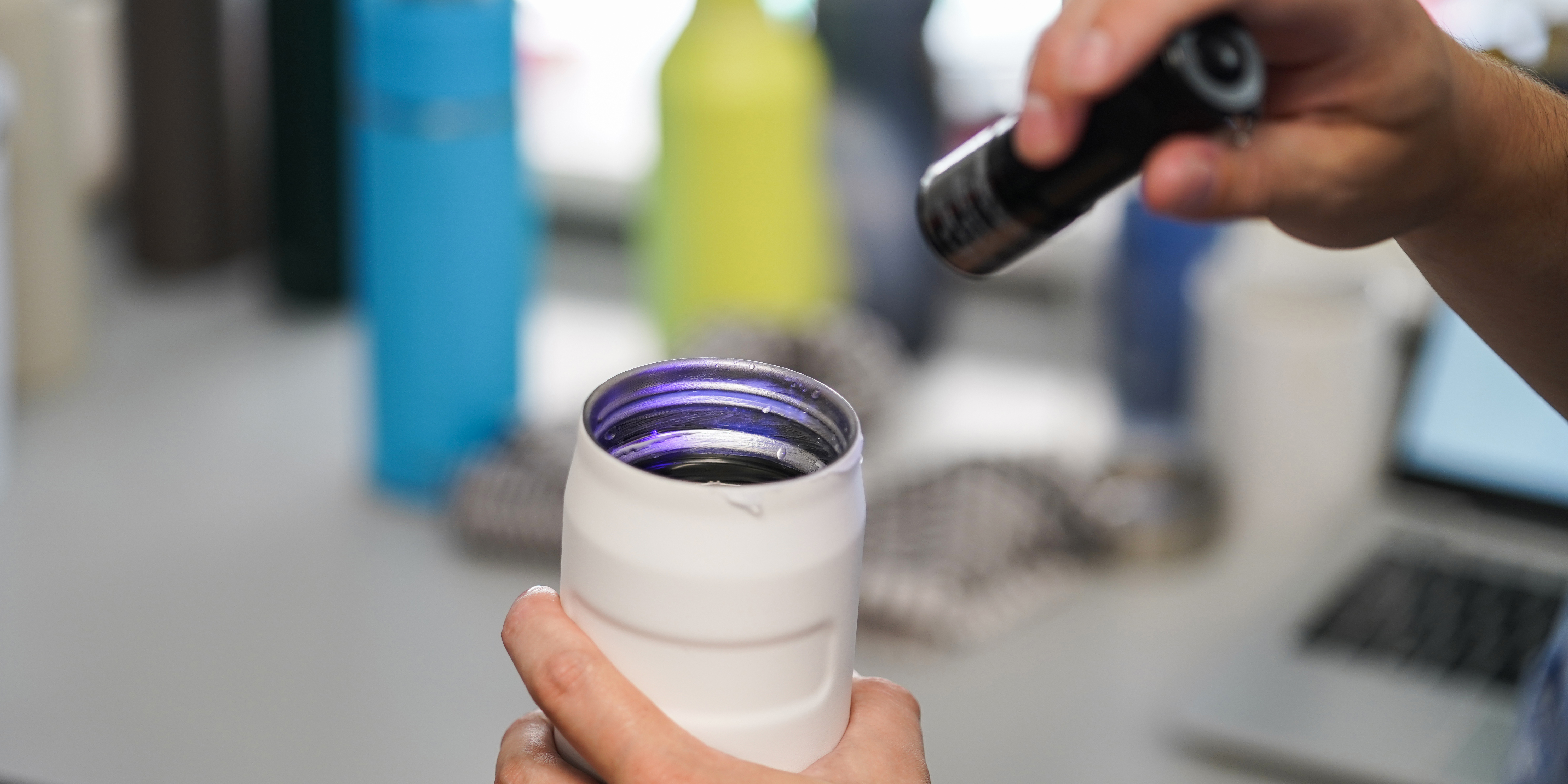 UV light water bottle cleaning test