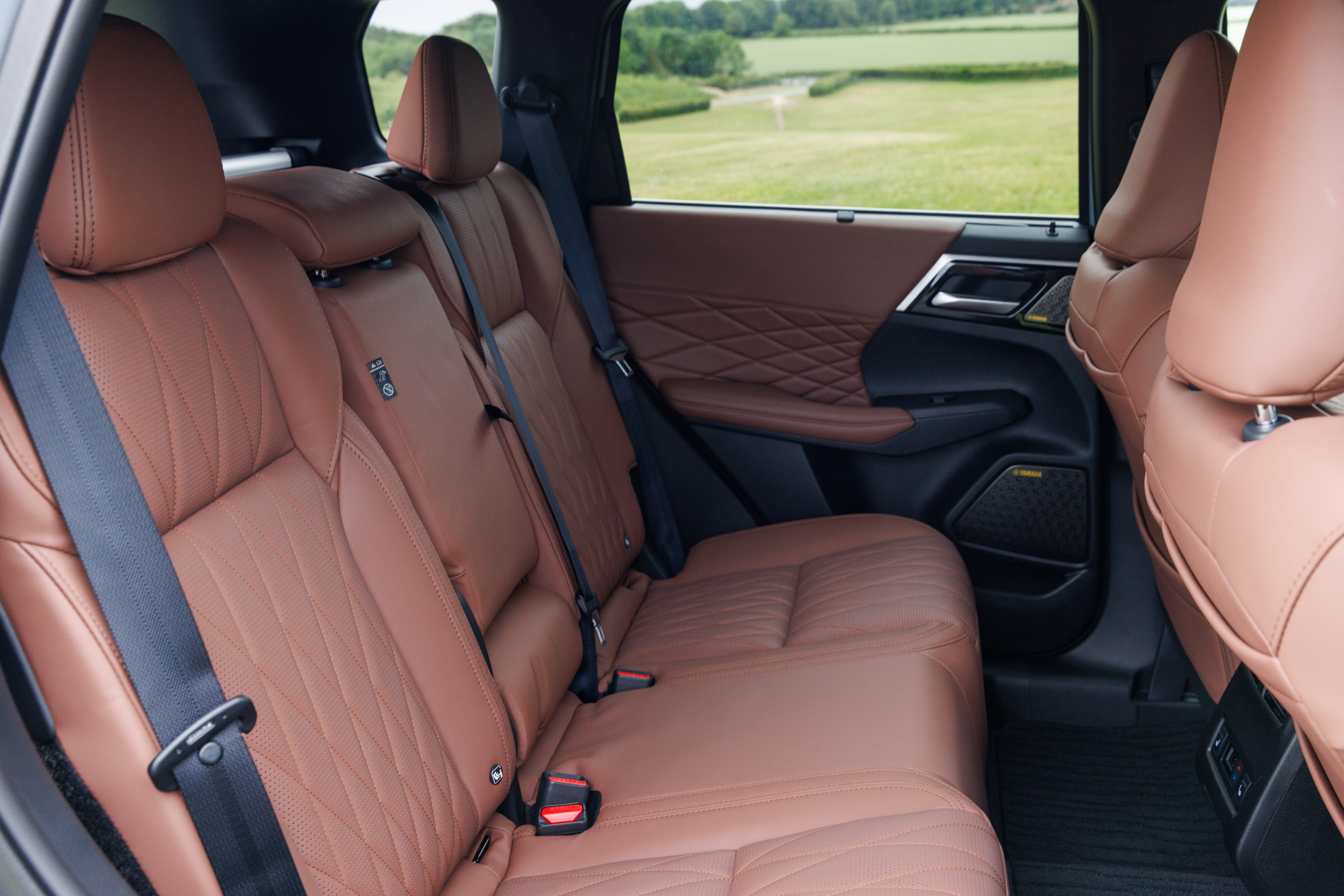 Mitsubishi Outlander rear seats