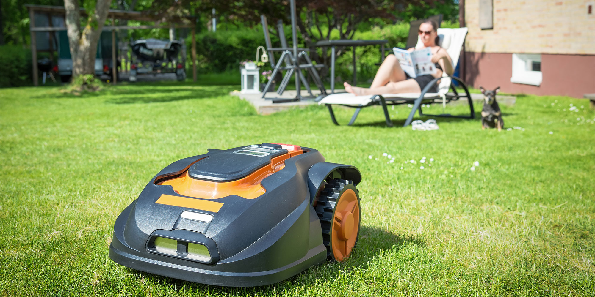 A robot lawn mower
