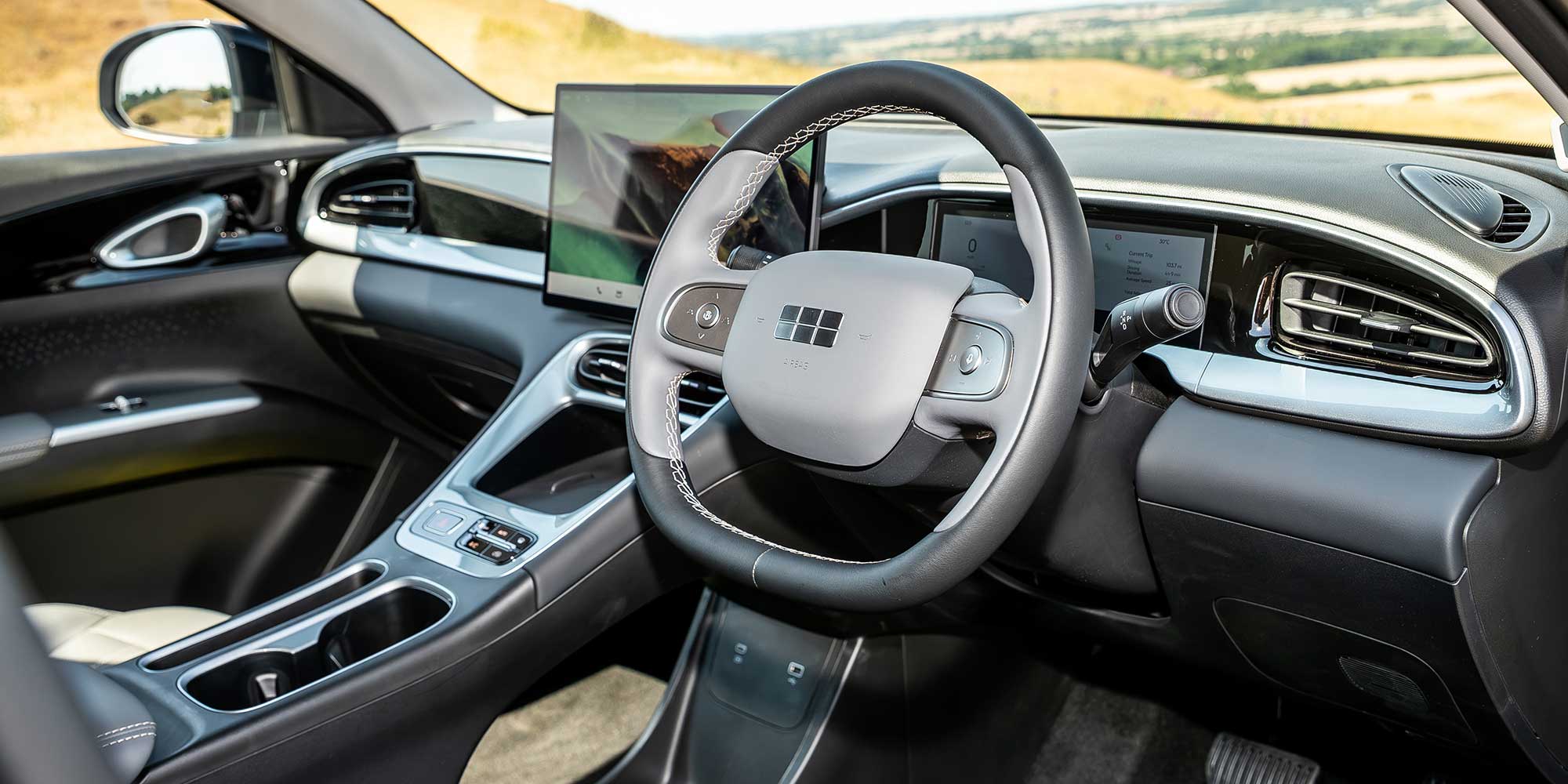 Geely EX2 cockpit