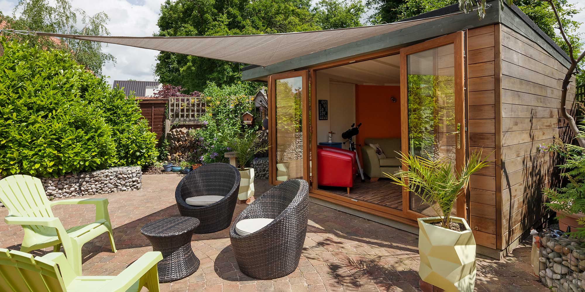 Garden games room