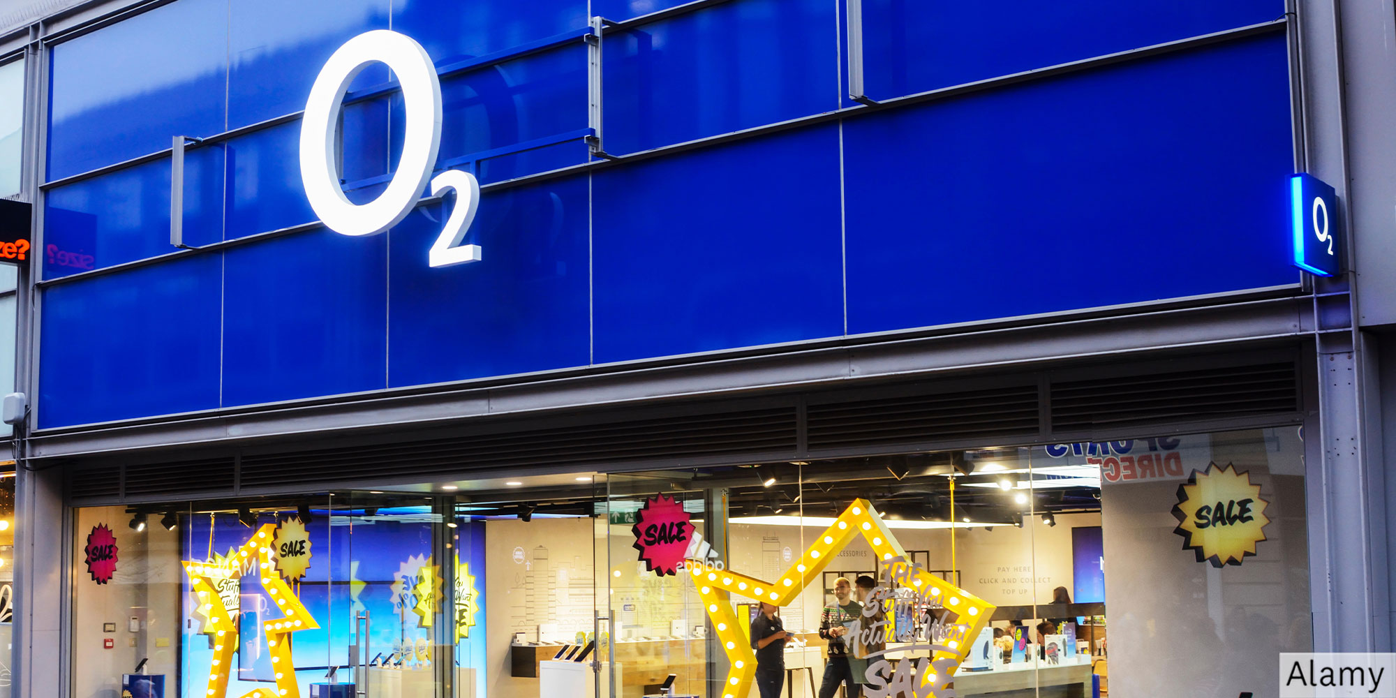 An O2 shopfront