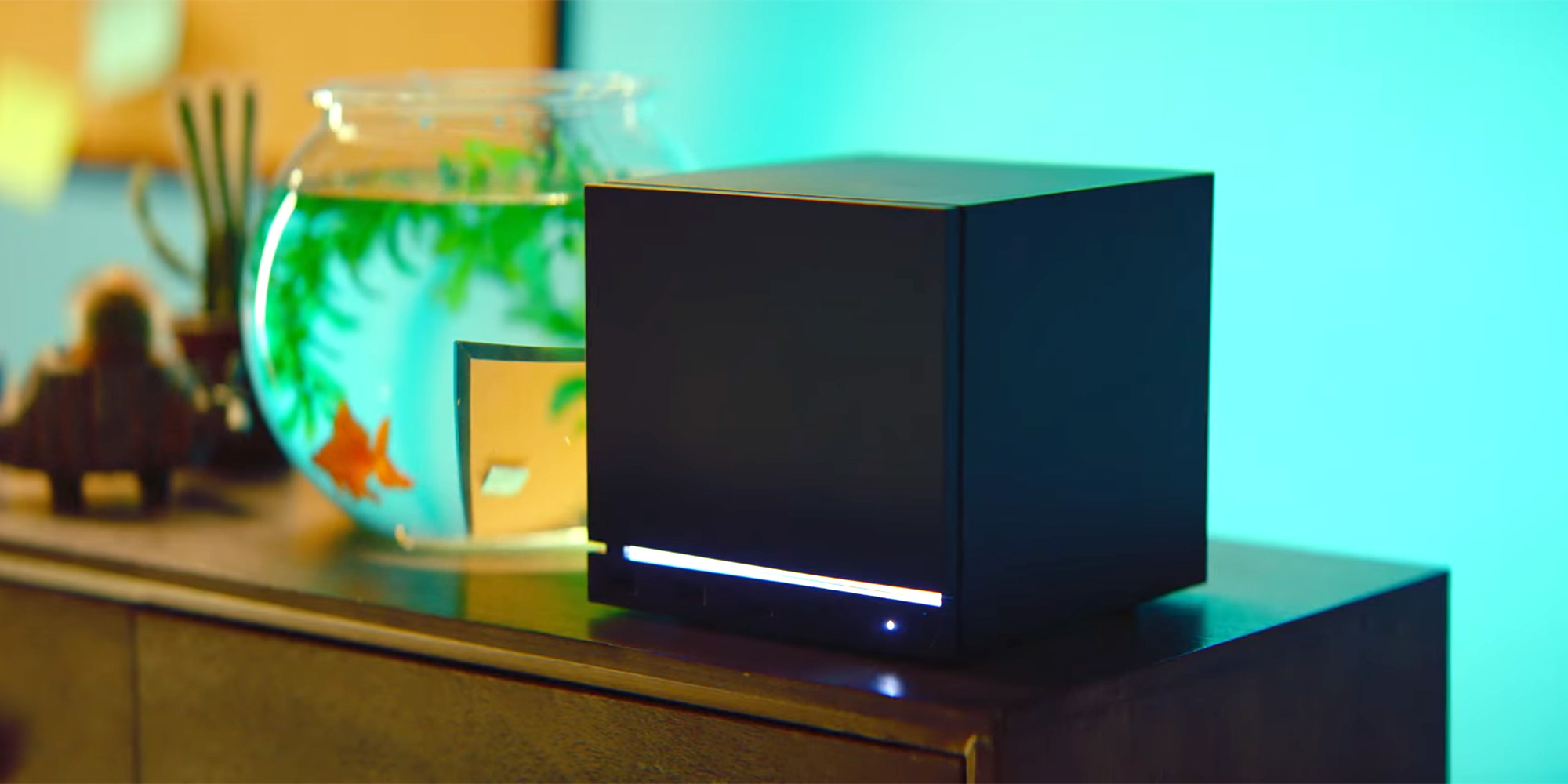 Steam machine on a sideboard with fishbowl