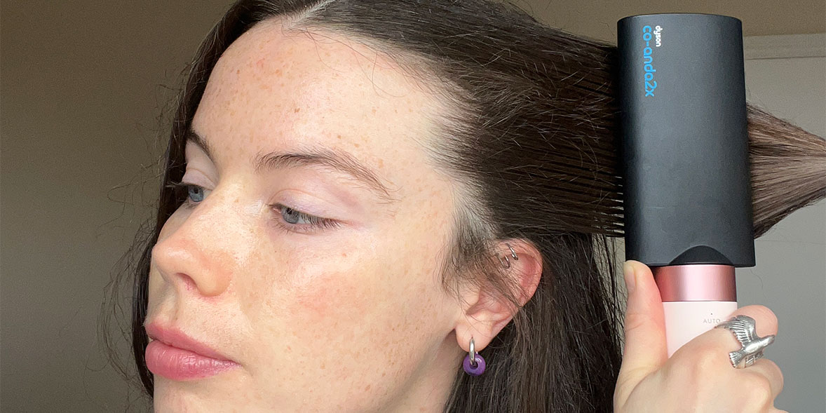 Using the Anti-snag loop brush 2x with the Dyson Co-anda 2x