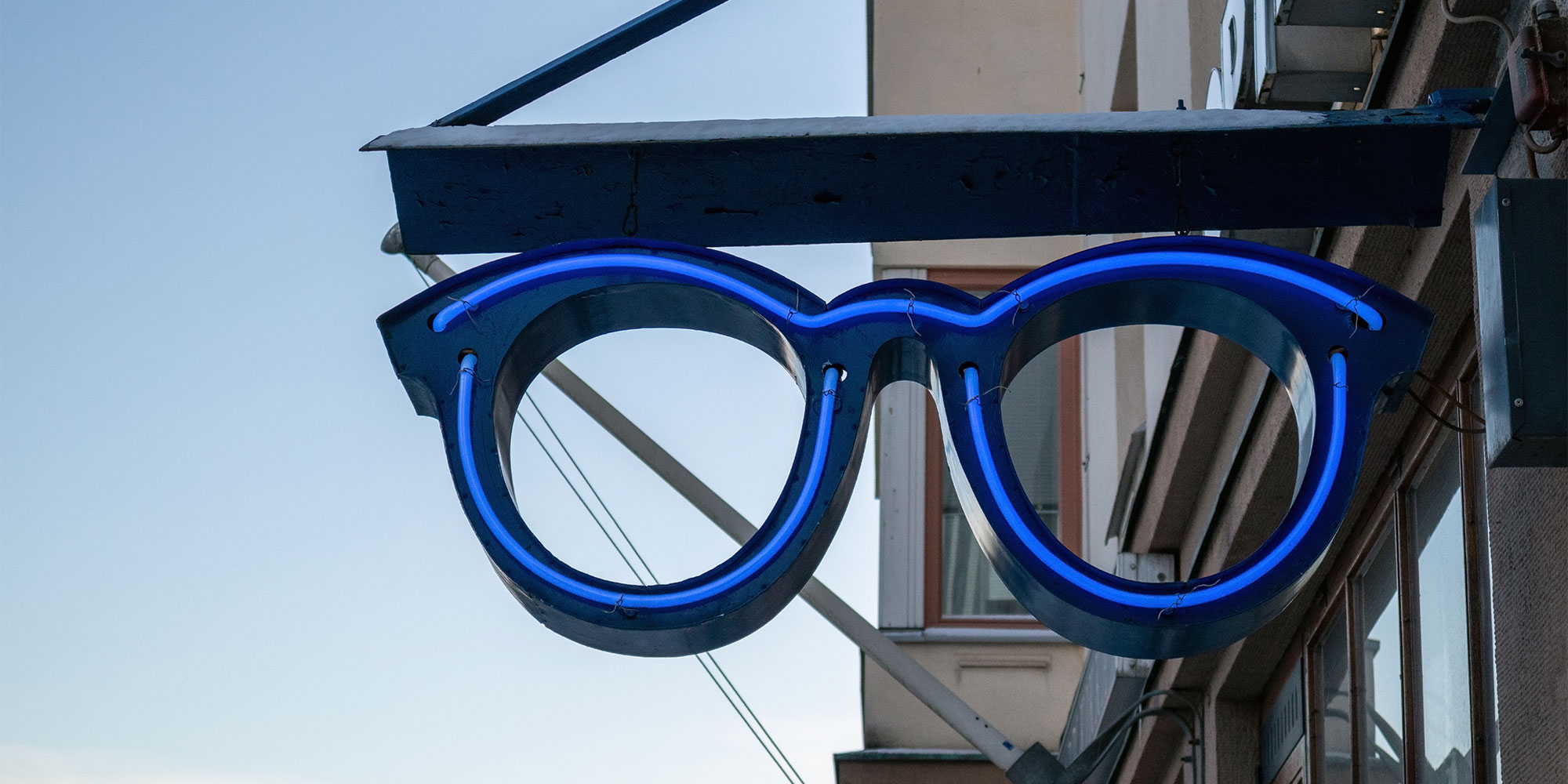 glasses store sign