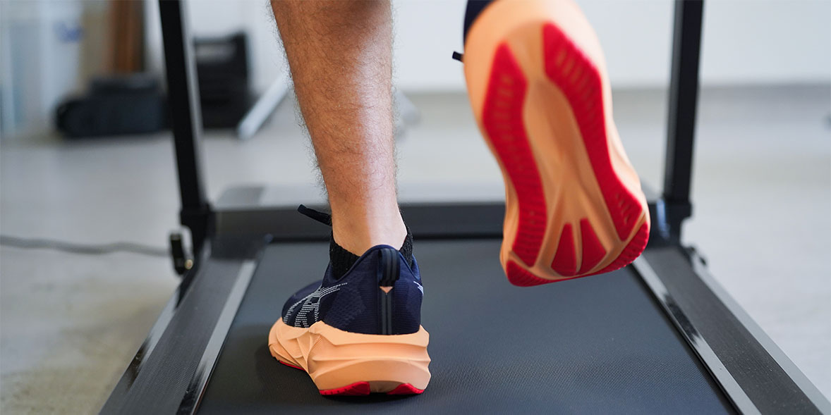Testing running shoes