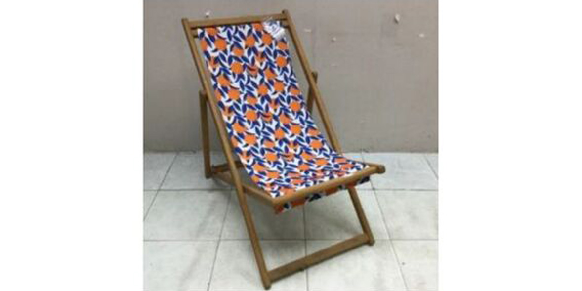 Recalled deckchair
