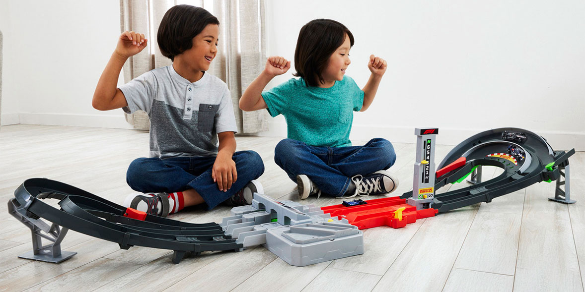 Hot Wheels Racing Formula 1 Grand Prix Circuit Playset