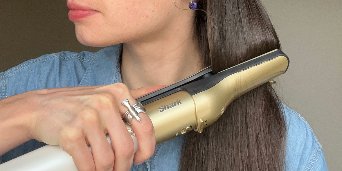 Using the Silki straightener attachment on the Shark Glam