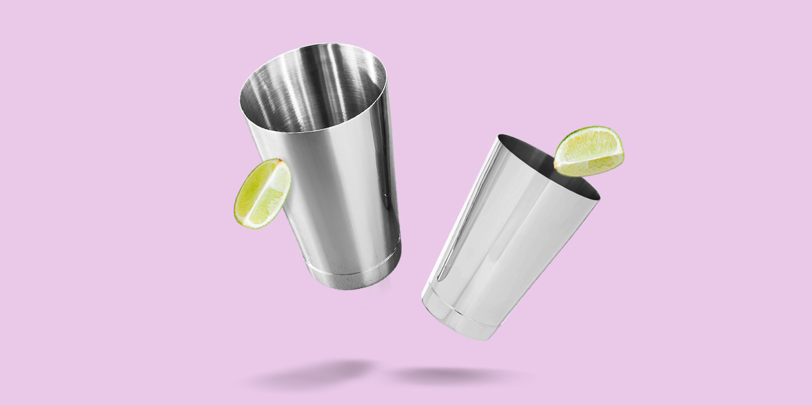 Cocktail shakers with limes