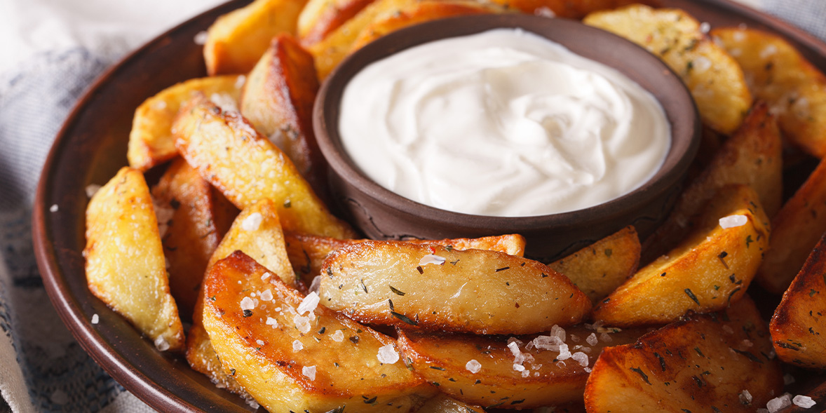 Vegan mayo with wedges