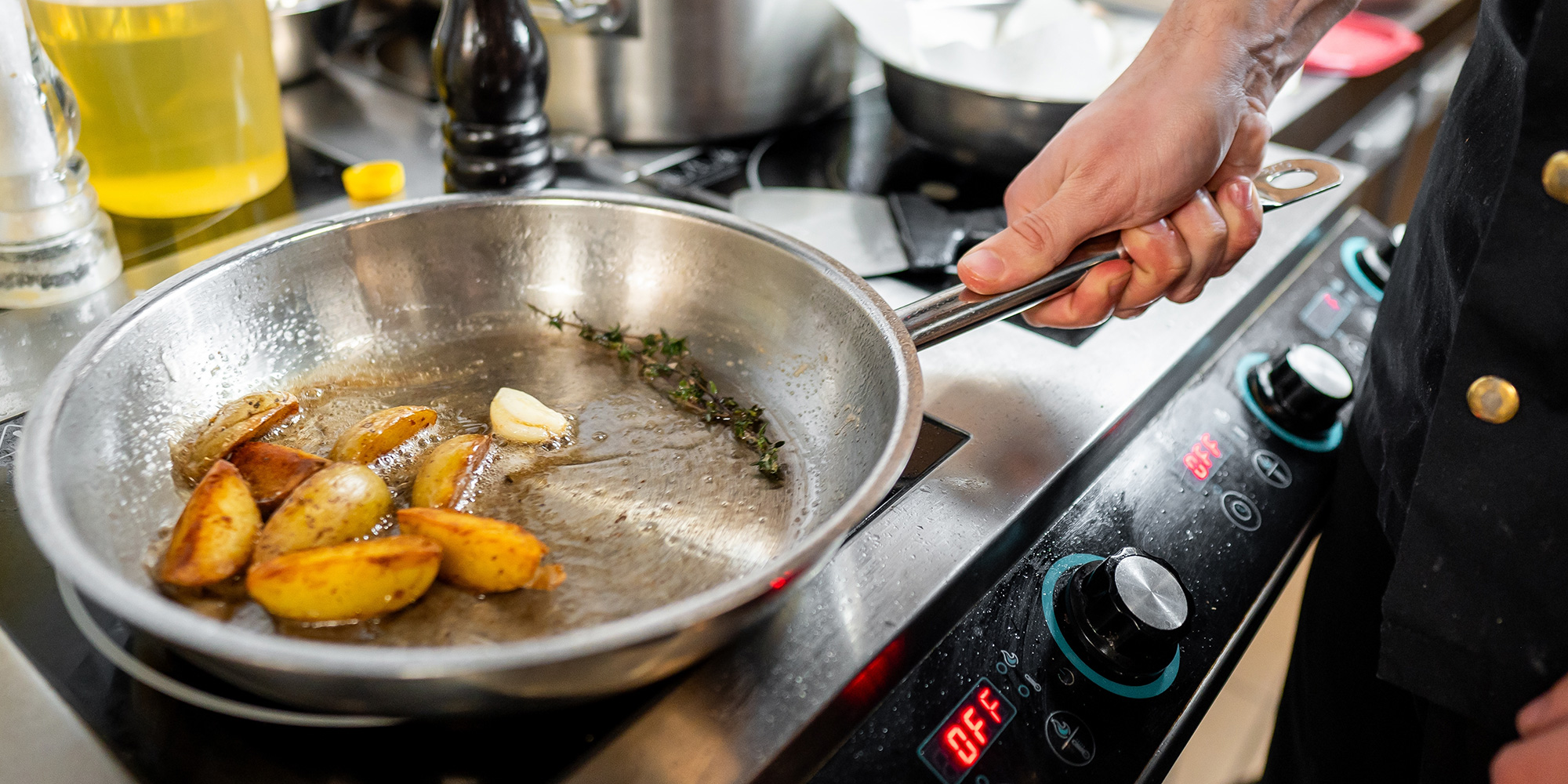 Cooking on stainless steel