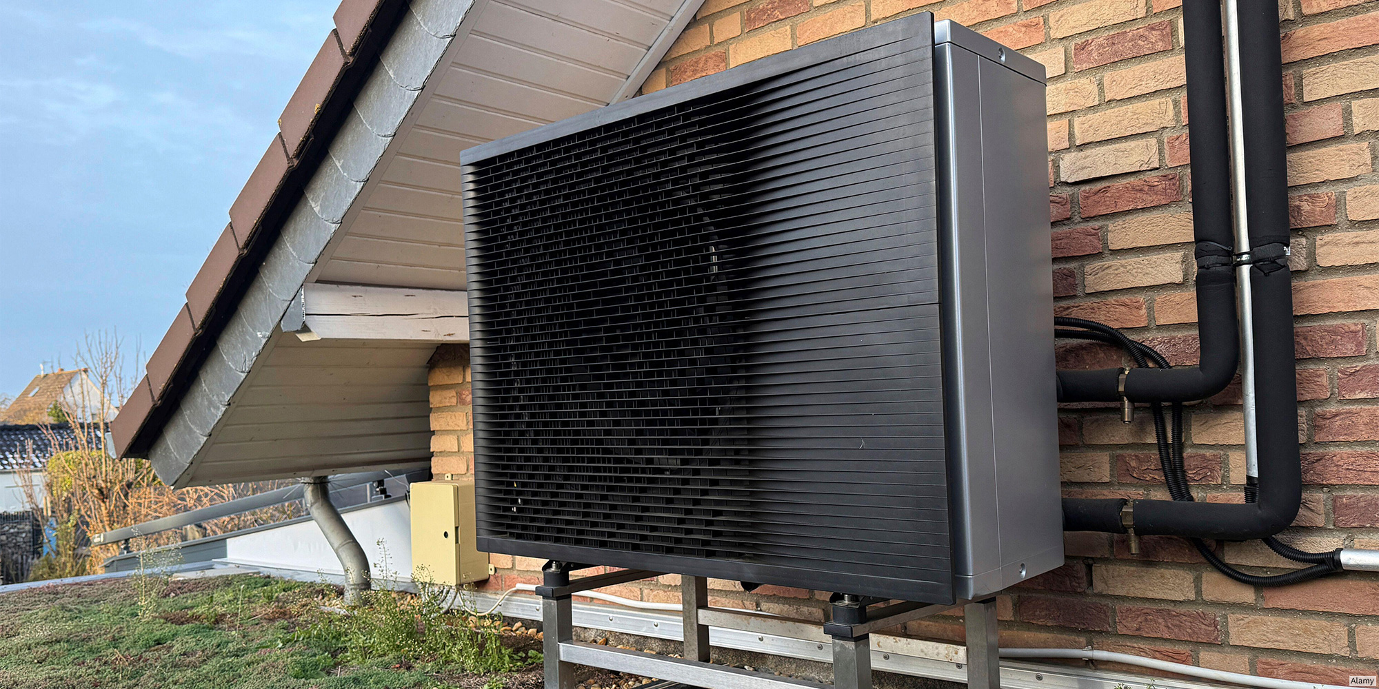 5 reasons why homeowners aren't buying heat pumps (and it’s not just cost)