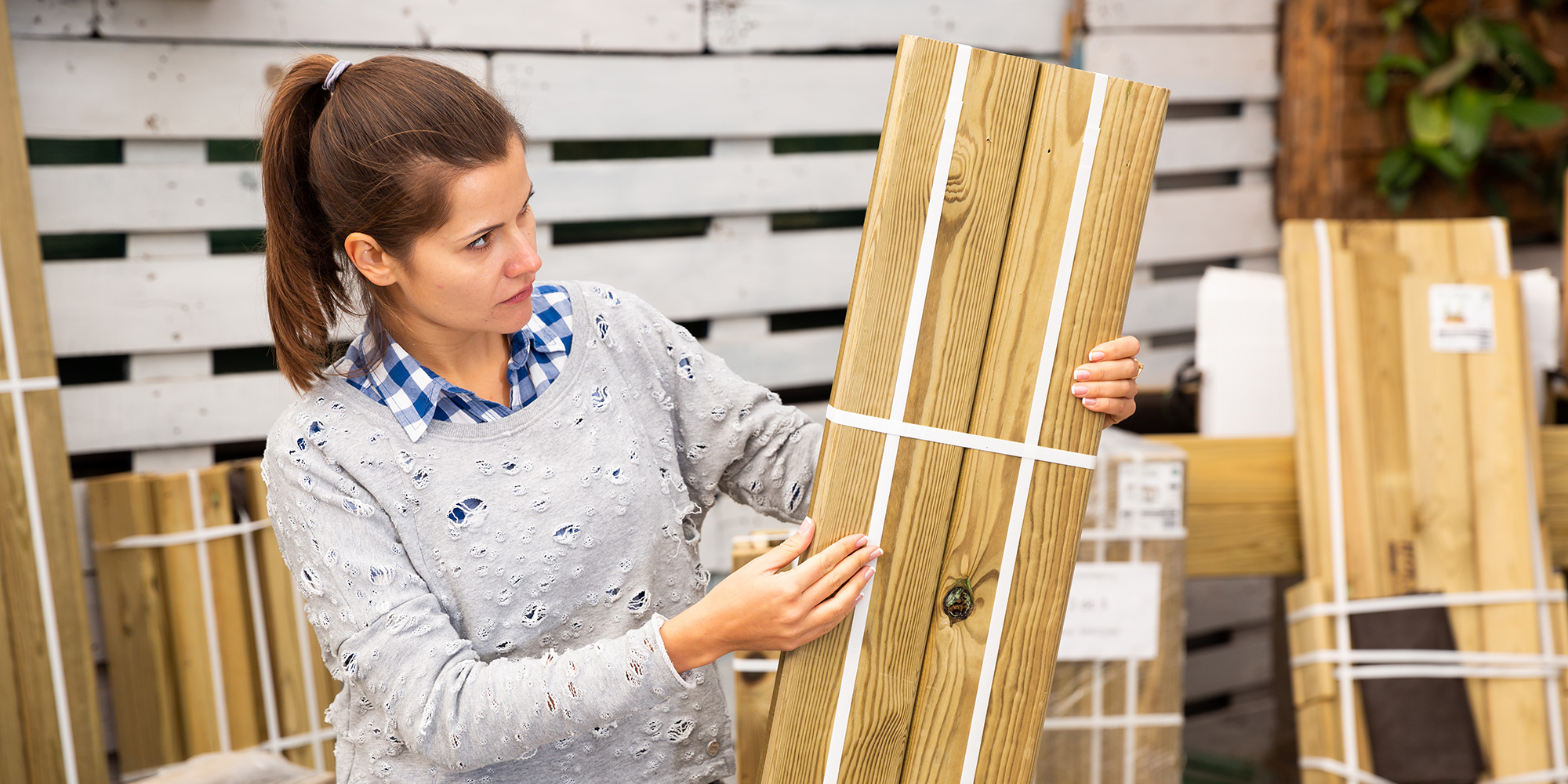 Buying fence panels