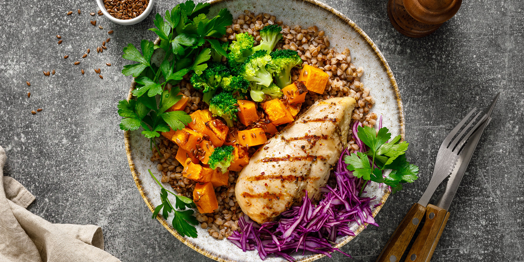 healthy dinner protein chicken and veg