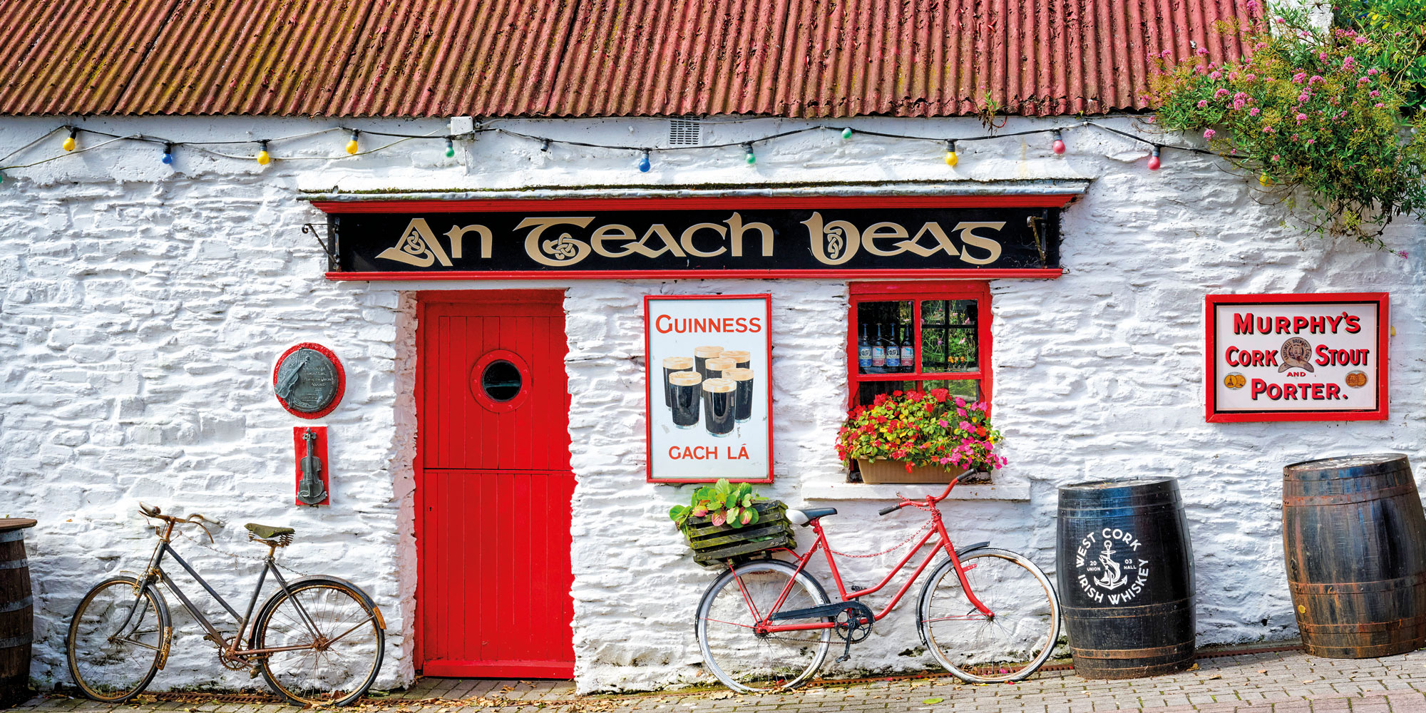 Irish pub front