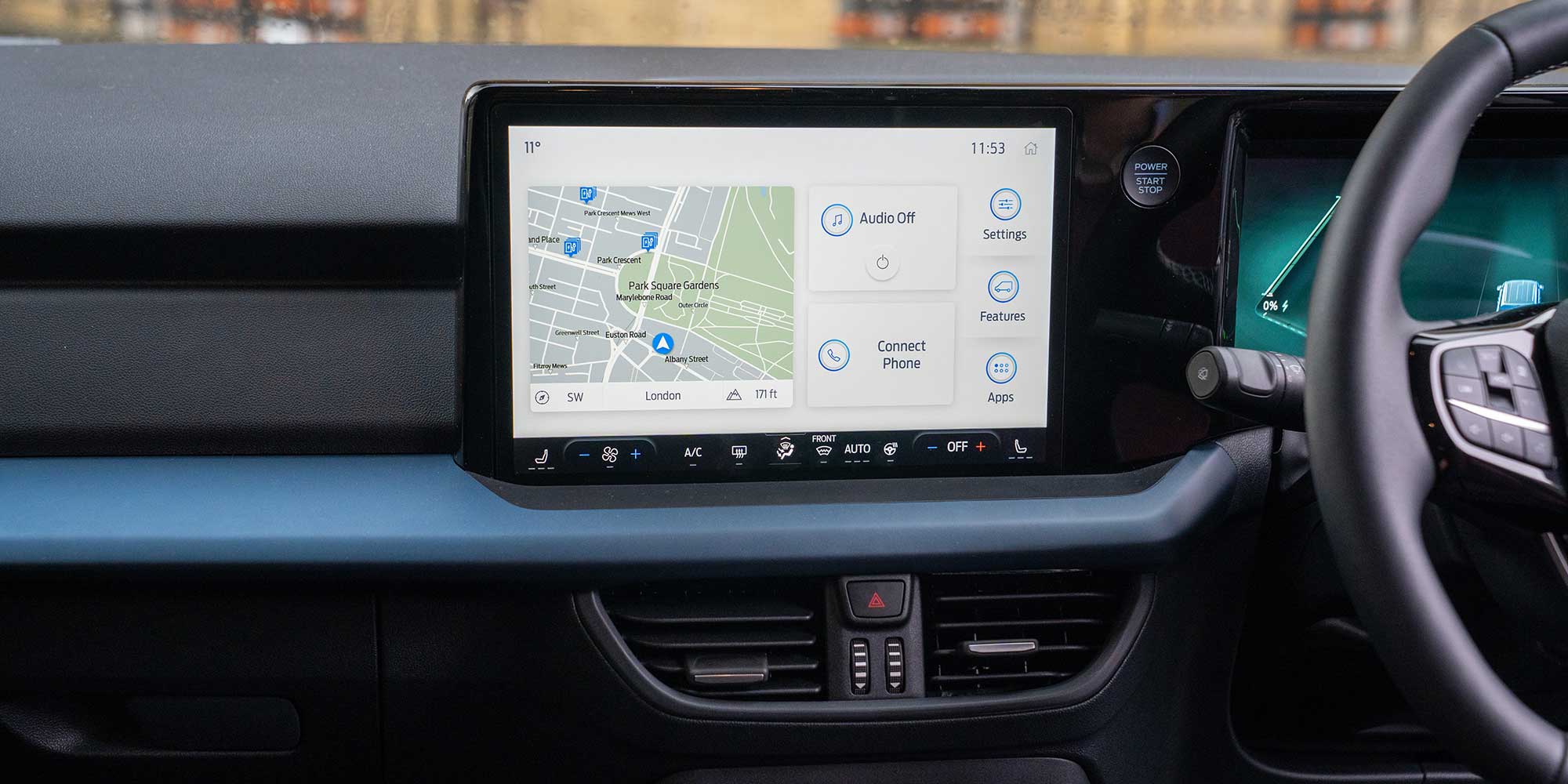 The touchscreen of the Ford E-Tourneo Courier