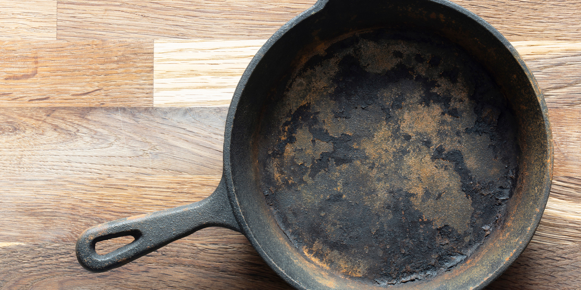 Rusted cast iron pan