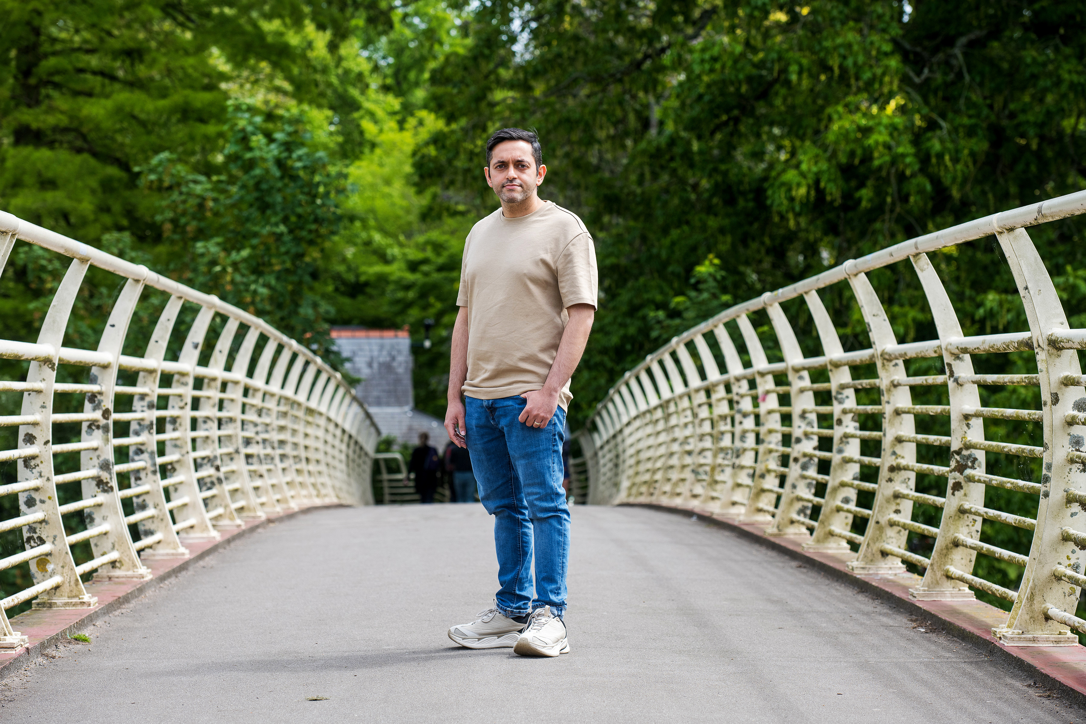 14.06.26 - Sahil Gandhi photographed at Bute Park, Cardiff
©UNP Mark Lewis
\www.unp.co.uk 0845 600 7737
pictures@unp.co.uk