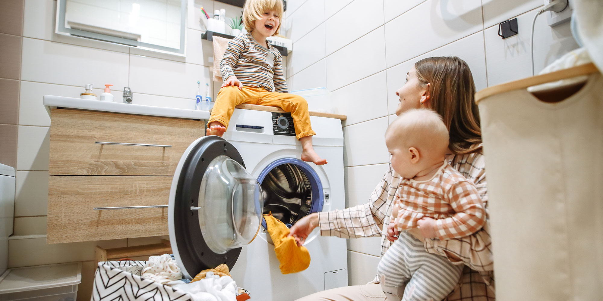 Family size washer-dryer