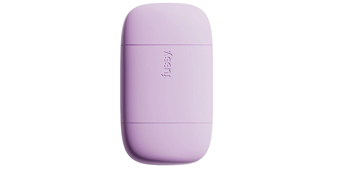Fussy deodorant Lilac case