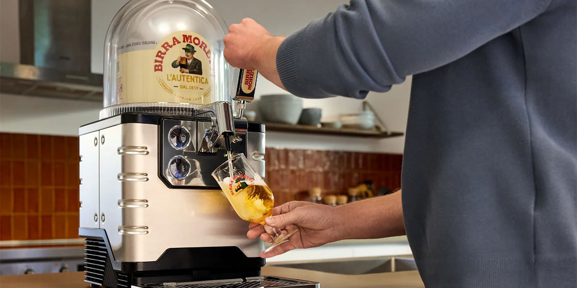 Someone using a Beerwulf BLADE