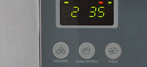 Microwave display panel