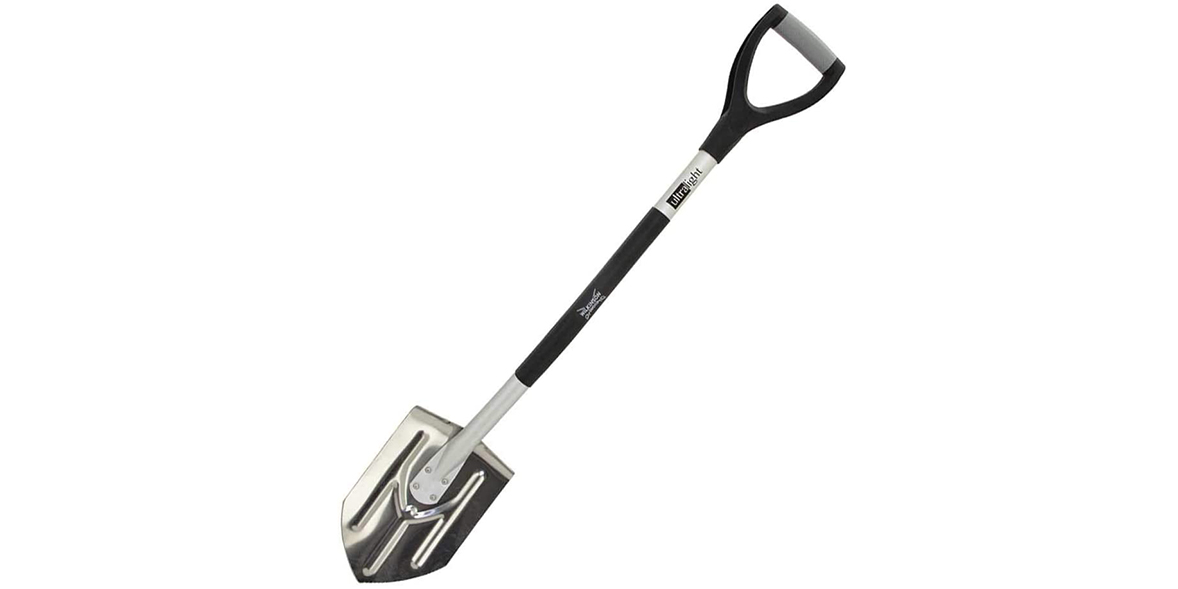 Best Garden Spades Is a wooden handle better than a plastic handle? Which?