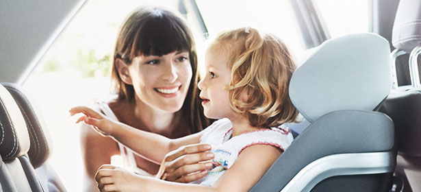 I-size child car seat concord-reverso with mother and girl